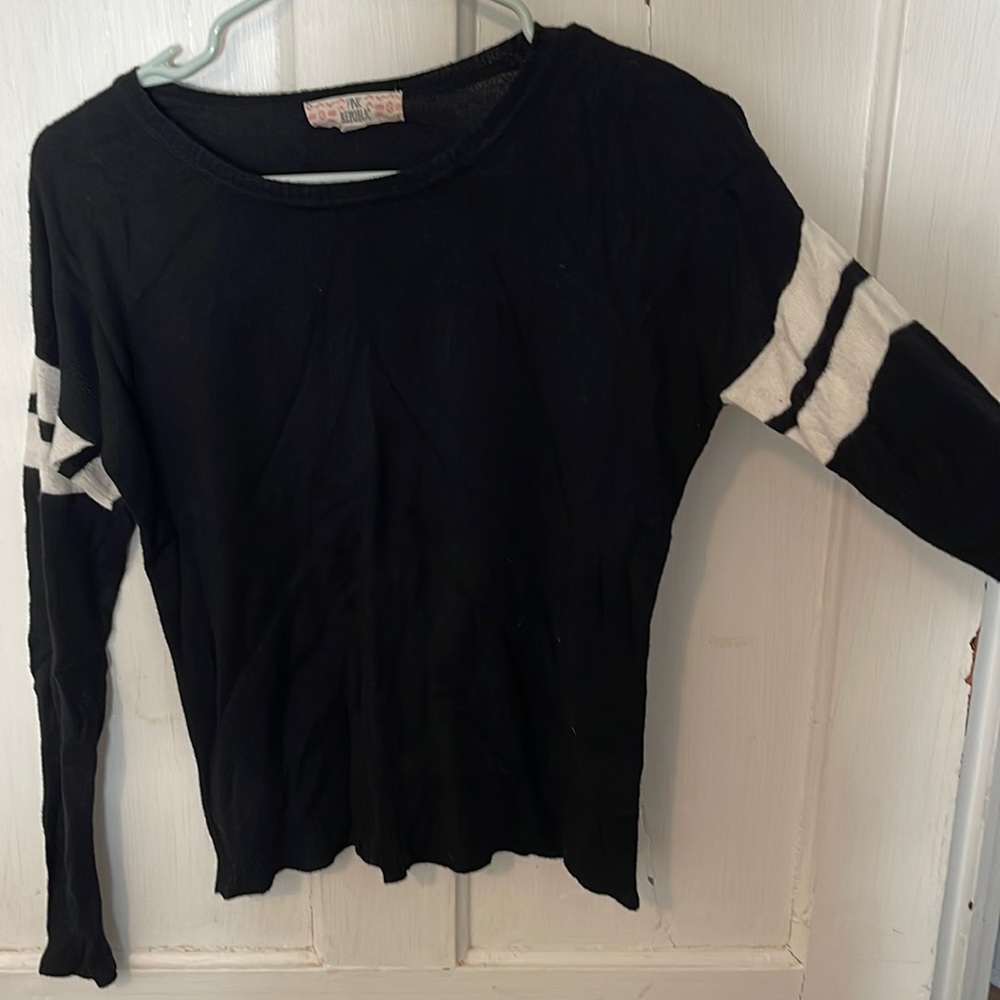 long sleeve very cute sweater